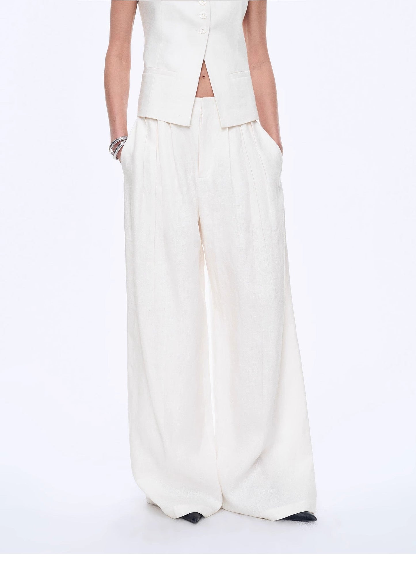 "Old Money Space" Linen Draped Vest and Straight Trousers Suit