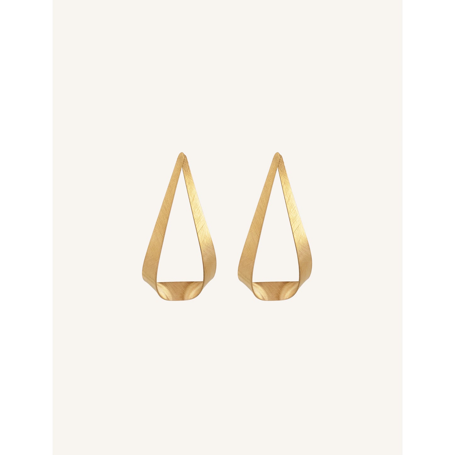 CUCOCUCA YXQ E356 Fine Stud Earrings Stainless Steel With Golden Brushed Finish Spain