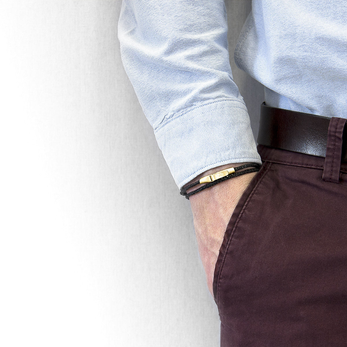 Raven Black Liverpool 9ct Yellow Gold and Stingray Leather Bracelet